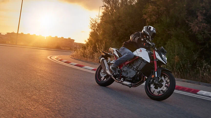 Hornet CB750